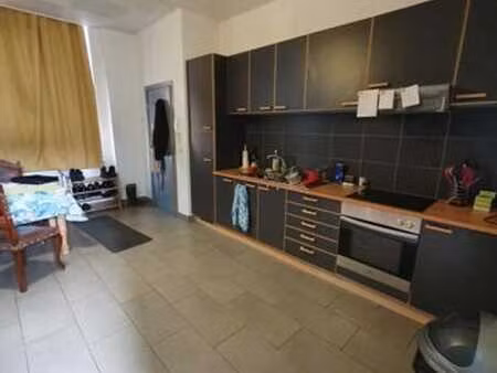 immeuble de 5 appartements avec permis d'urbanisme