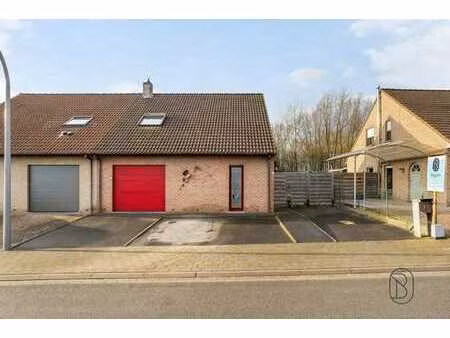 maison prête à emménager avec 3 ch  garage et jardin à marke