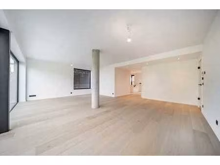 heusy : rez-de-chaussée de standing