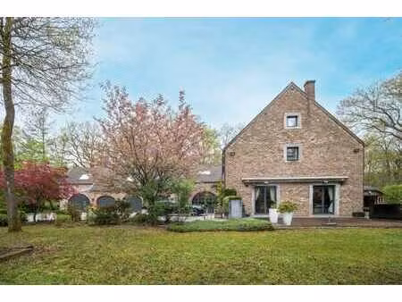 superbe propriété rénovée à dolembreux