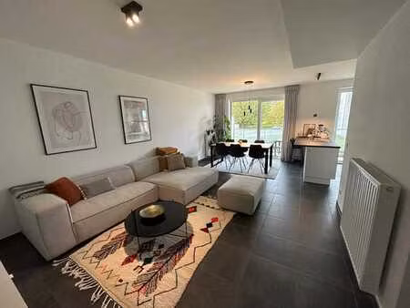 2ch ± 82m² + terrasse ± 11 5m2 + pkg + cave peb a