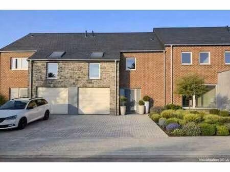 maisons neuves unifamiliales dans un cadre verdoyant