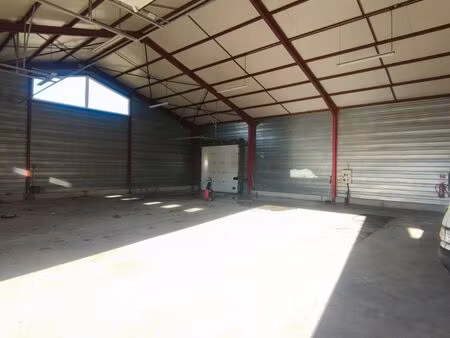 location emplacements stockage camping-cars bateaux etc