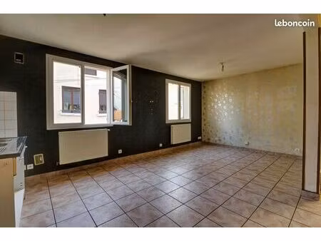 maison 3 pièces 80 m²