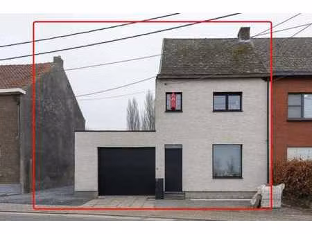 maison semi-detachee