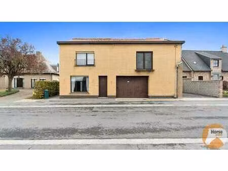 knesselare - renovatiewoning met mogelijkheden op 19are