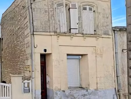 vente maison 4 pièces 105 m² saintes (17100)