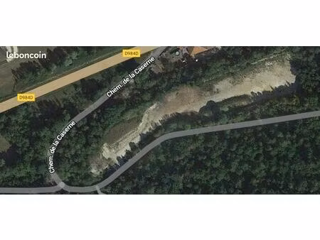 terrain 13500 m2 à louer ou à vendre