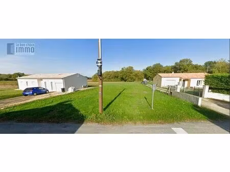 vente terrain 1377 m² saintes (17100)