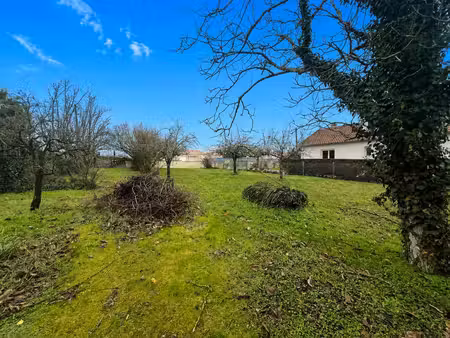 terrain à vendre 738m2 à bâtir