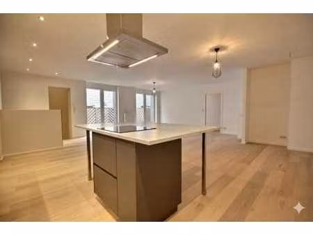 loft spacieux non meublé calme centre ville