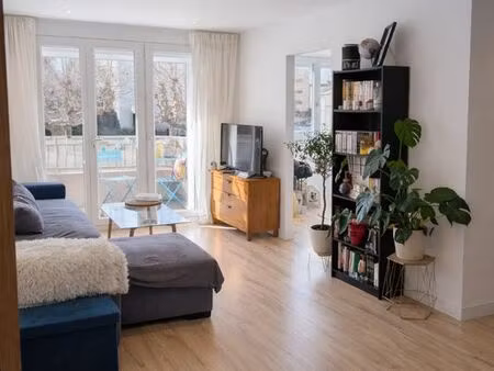 coup de cœur – t3 rénové – dpe b – parking – balcon – valescure ◊