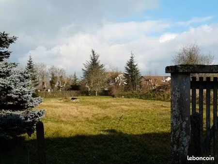 terrain 730 m² saint trivier de courtes