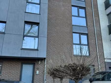 appartement récent et lumineux avec terrasse ensoleillée