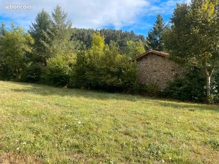 recherche grange à rénover avec min 4 hectares