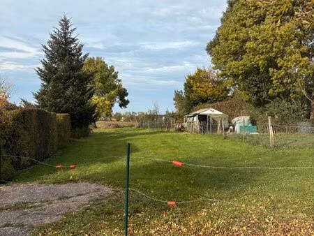 terrain viabilisé 1342m2