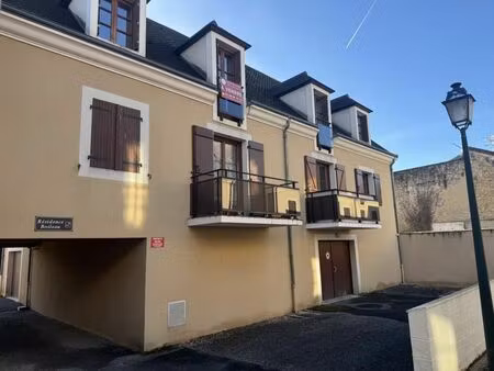 vente appartement 3 pièces 83 m² saint-amand-montrond (18200)