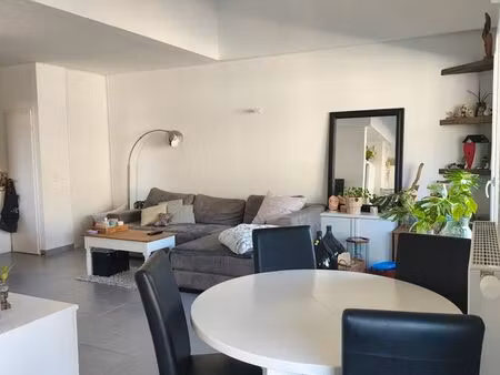 appartement t2 en attique avec terrasse