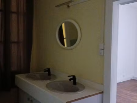 grand f4 senones proche du centre