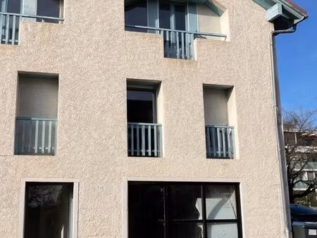 local commercial 76m2 - ferney voltaire centre