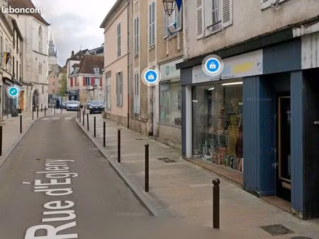local commercial 41 m² auxerre
