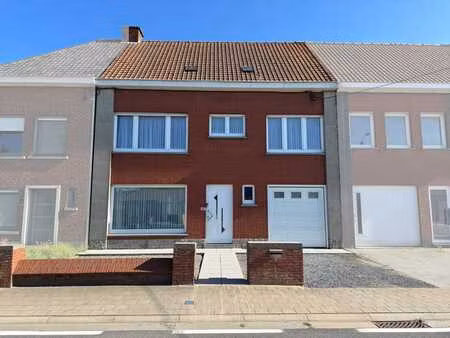 spacieuse maison: 4ch garage  jardin orienté sud avec accès