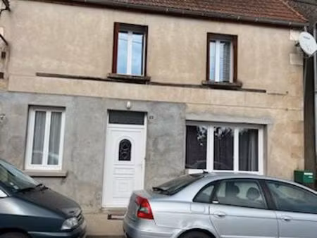 maison 170 m2 dans le bourg de viersat