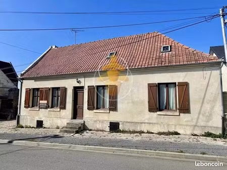 maison 5 pièces 150 m²