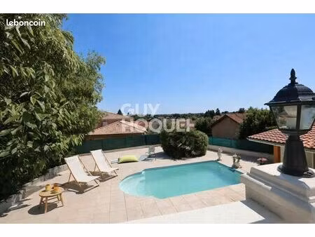 villa 5 pièces 157 m²