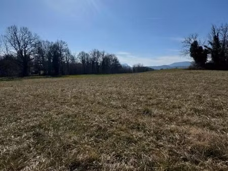 terrain 644 m² belley