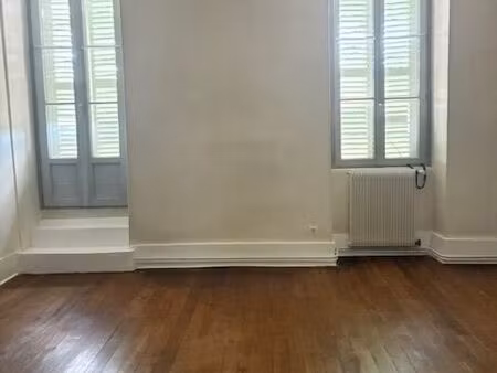 appartement lumineux  dpe d  libre de suite