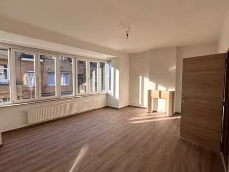 appartement uccle entièrement rénové