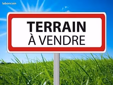 terrain 2 100 m² la roquette sur siagne
