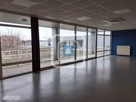 bureaux 1 385 m²