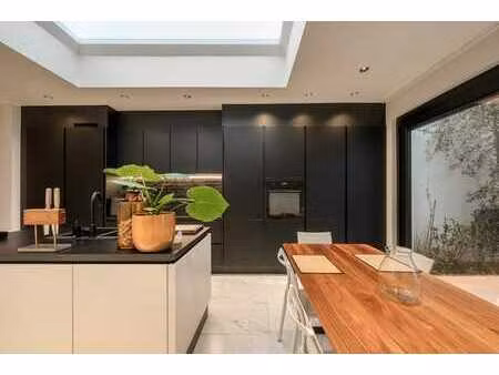 magnifique maison très bien située à gand  près du muinkpar