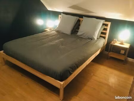 ? t2 meublé – clim – fibre – cave – disponible