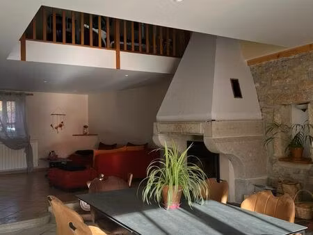 maison de village 7 pièces + appartement t 2