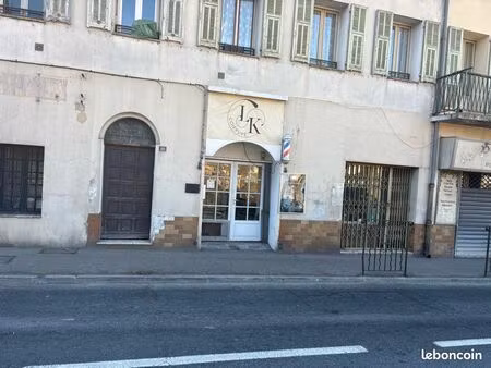 location boutique tous commerces