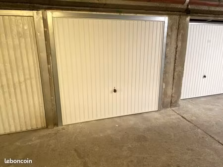 box de garage fermé – 12 m² – nice riquier