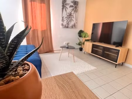 t2 meublé avec vue mer exceptionnelle – terreville schoelcher