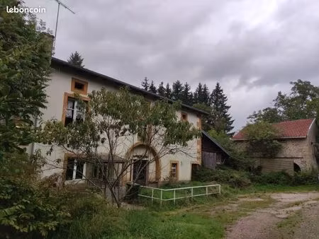 ferme à rénover sans voisin proche sur terrain de 7425m²   proche epinal