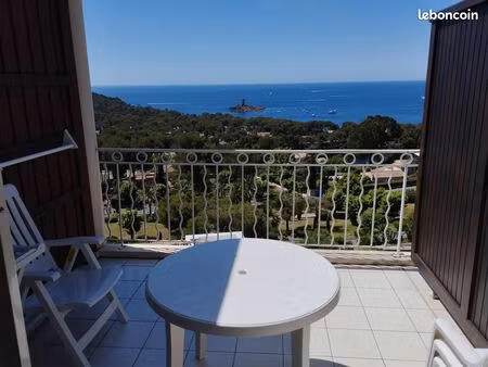 vends studio vue mer à agay - st raphael - résidence cap esterel
