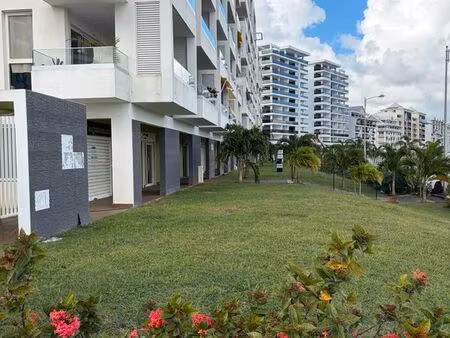 local commercial à l’etang zabricot