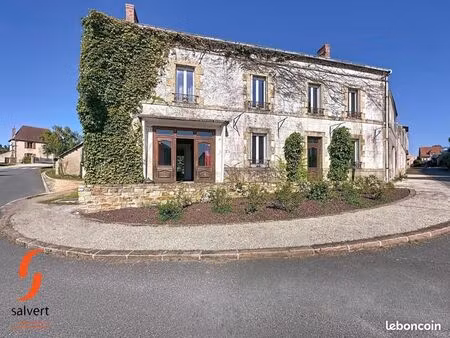 maison 8 pièces 278 m²