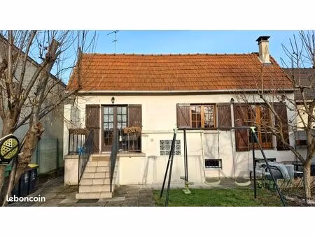 maison 4 pièces sur terrain 403m2