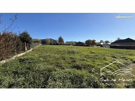 terrain 1409 m² la salvetat-peyralès