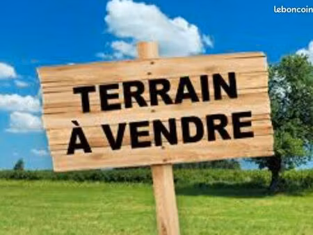 terrain de 300 m2 à saint-andré