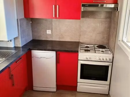 studio 28m2 avec balcon 5m2