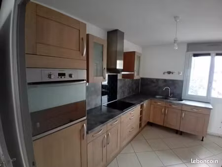 appartement t4 guilheand-granges