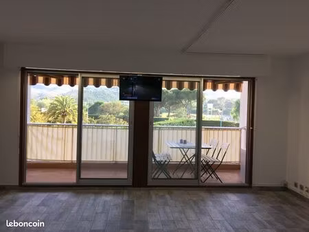 t1 34 m2 balcon 10 m2 cave clim pisicne gardien